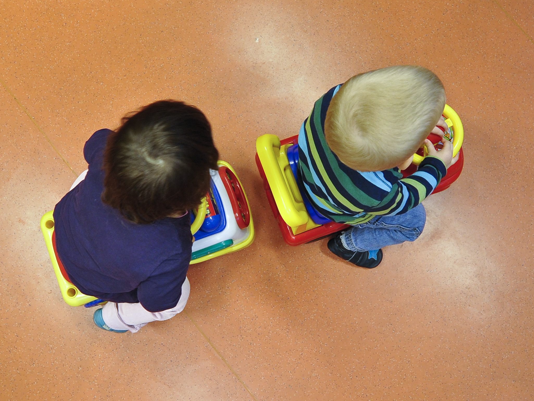 In NÖ laufen Ermittlungen gegen eine Kindergarten-Mitarbeiterin.