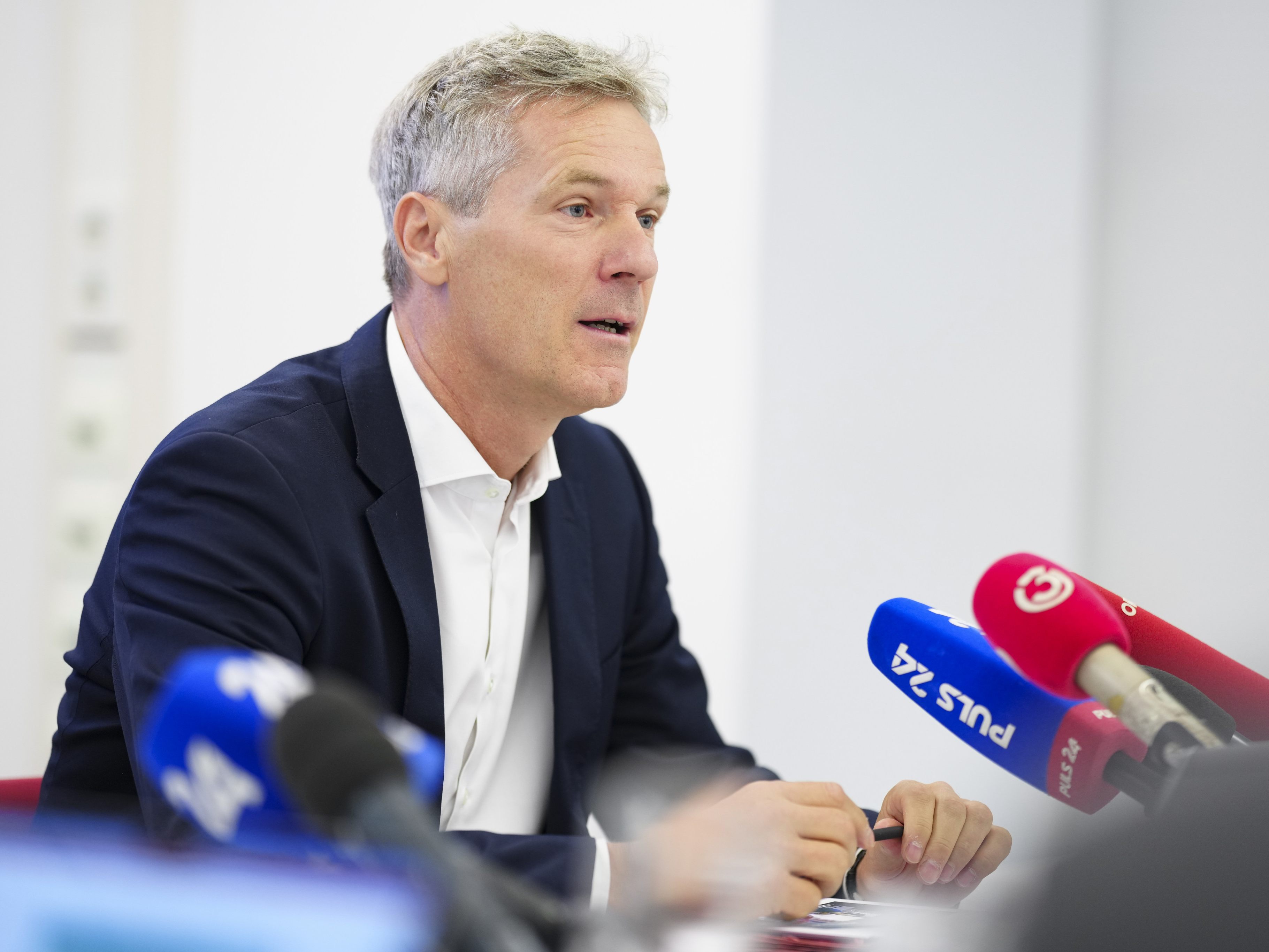 Obmann Christian Knill beim Pressegespräch der WKÖ