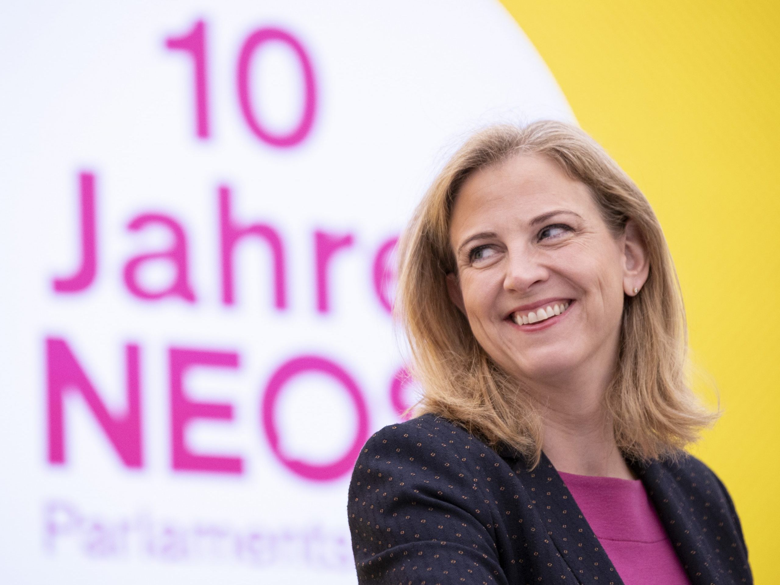 Die NEOS feiern ihr zehnjähriges Parlamentsbestehen.