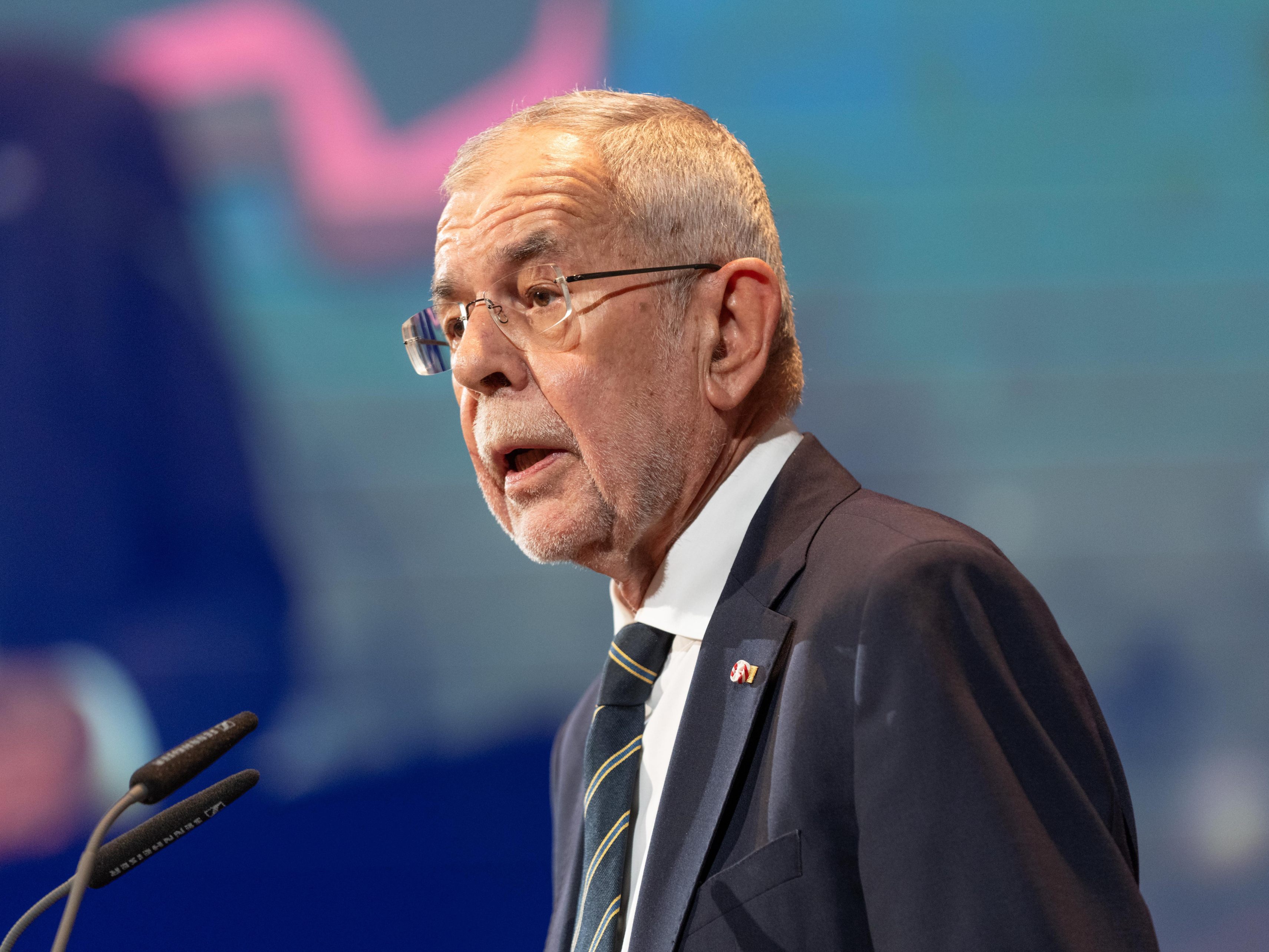 Laut APA/OGM-Vertrauensindex genießt Bundespräsident Alexander Van der Bellen als Politiker bei den Österreichern das meiste Vertrauen.