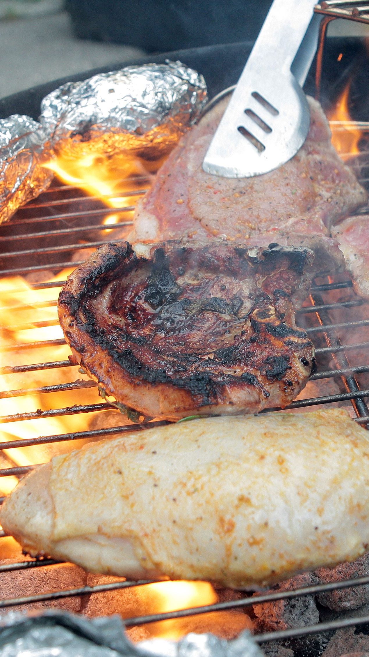 Manche Lebensmittel sollte man lieber nicht auf den Grillrost geben.