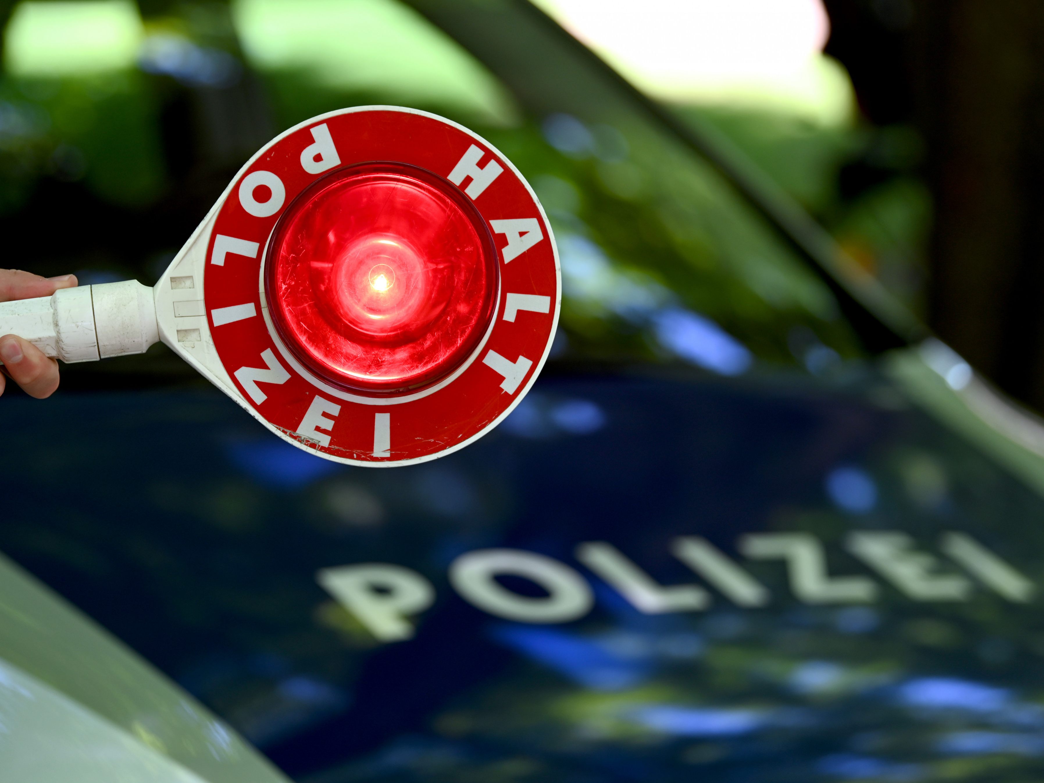 Die Polizei schnappte einen Raser.