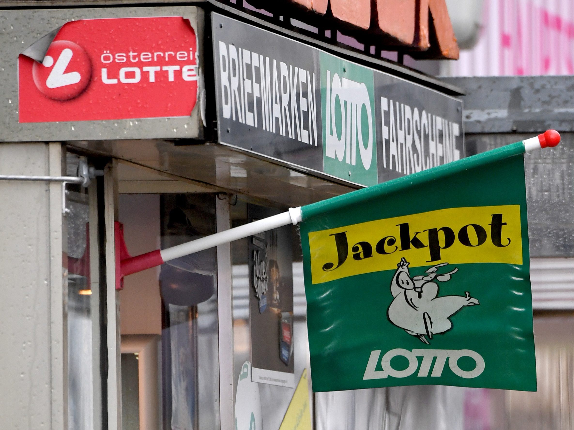 1,4 Millionen Euro warten als Lotto-Jackpot-Gewinn.