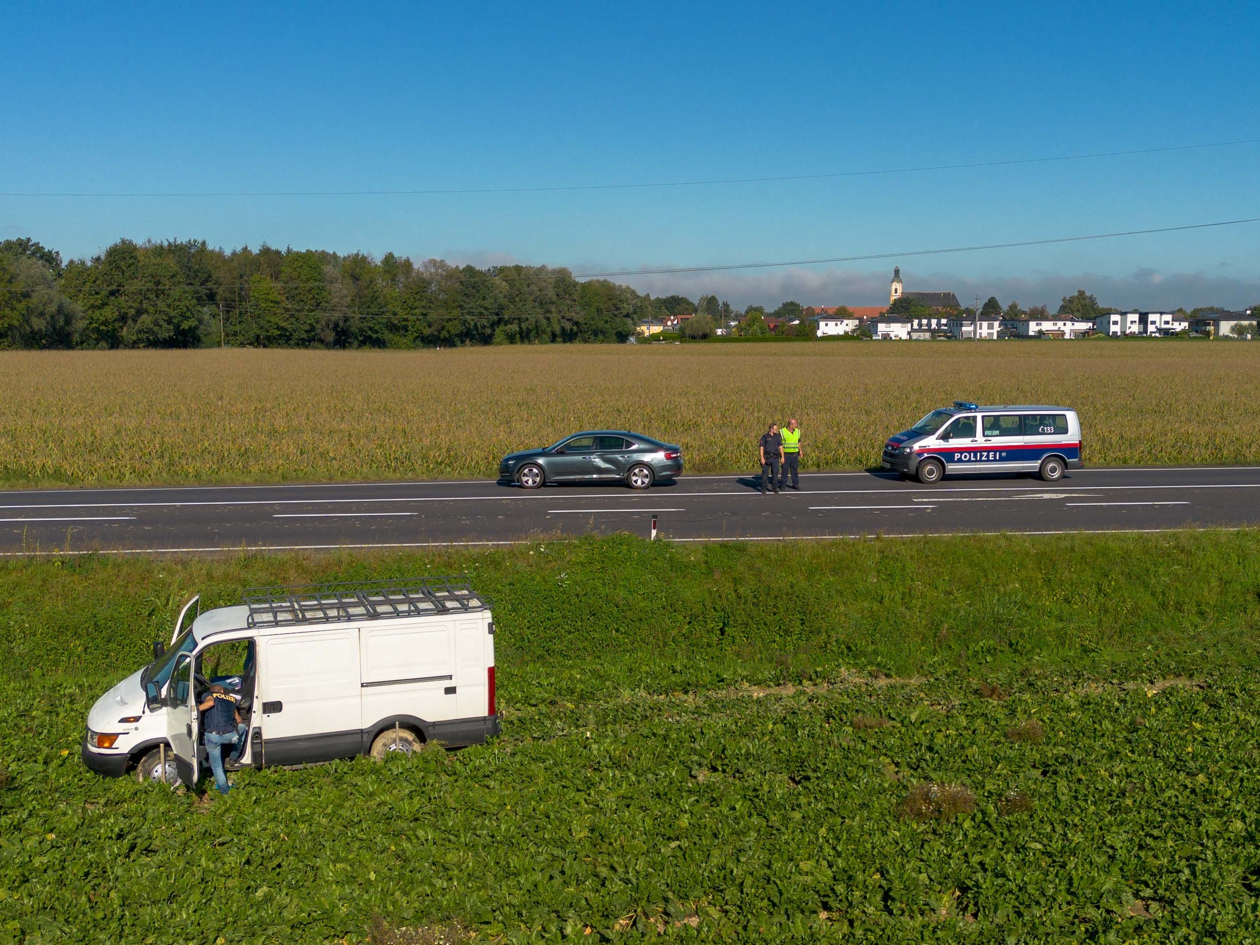 Zwei mutmaßliche Schlepper wurden in OÖ festgenommen.