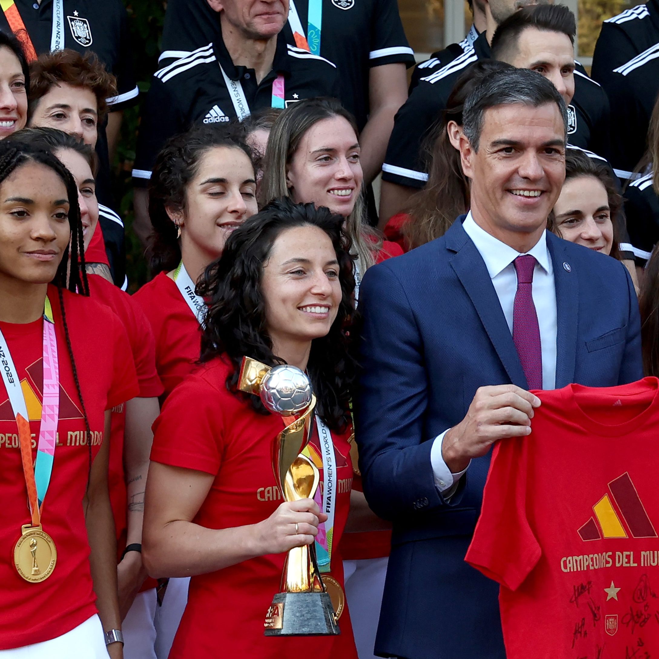 Minister trifft spanisches Nationalteam