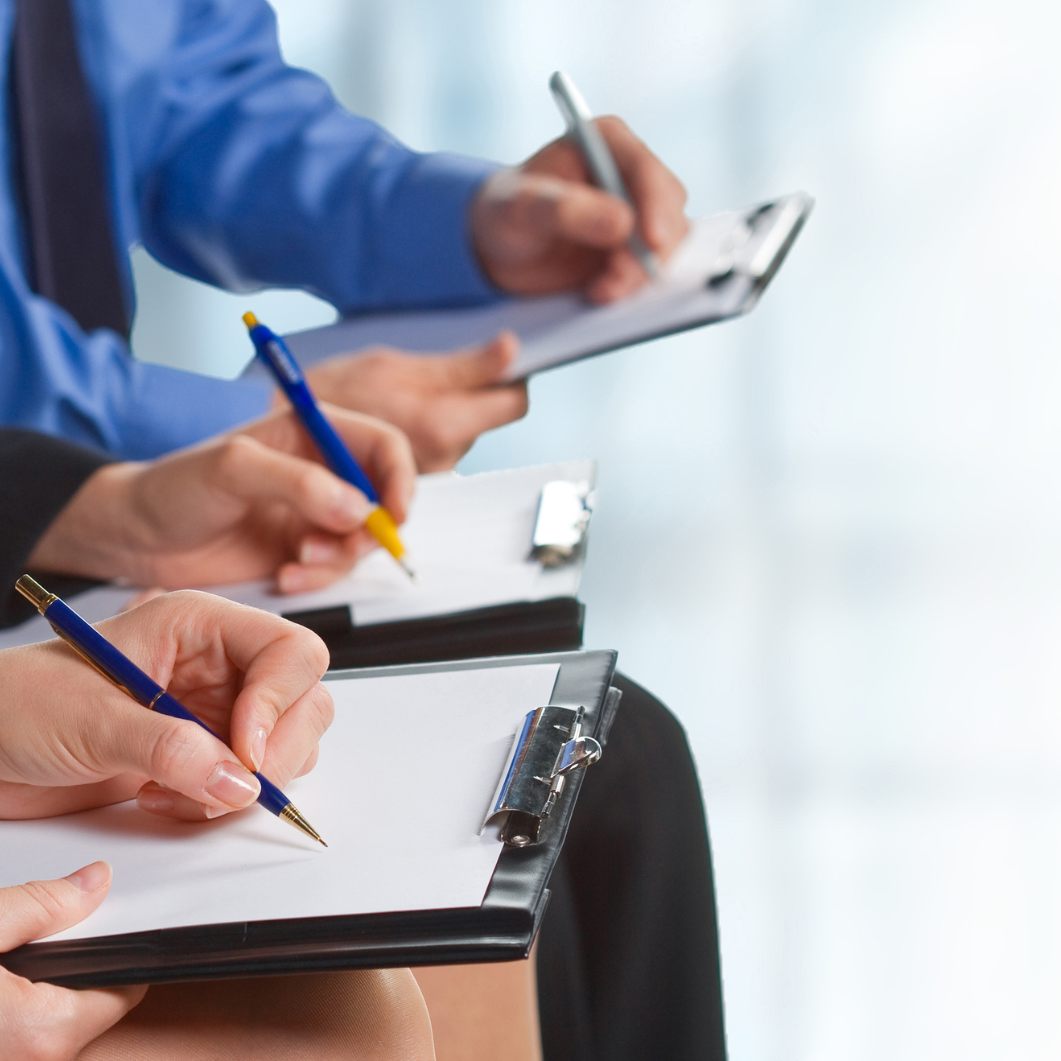 Der Fachkräftemangel wirkt sich auf die Weiterbildung aus.