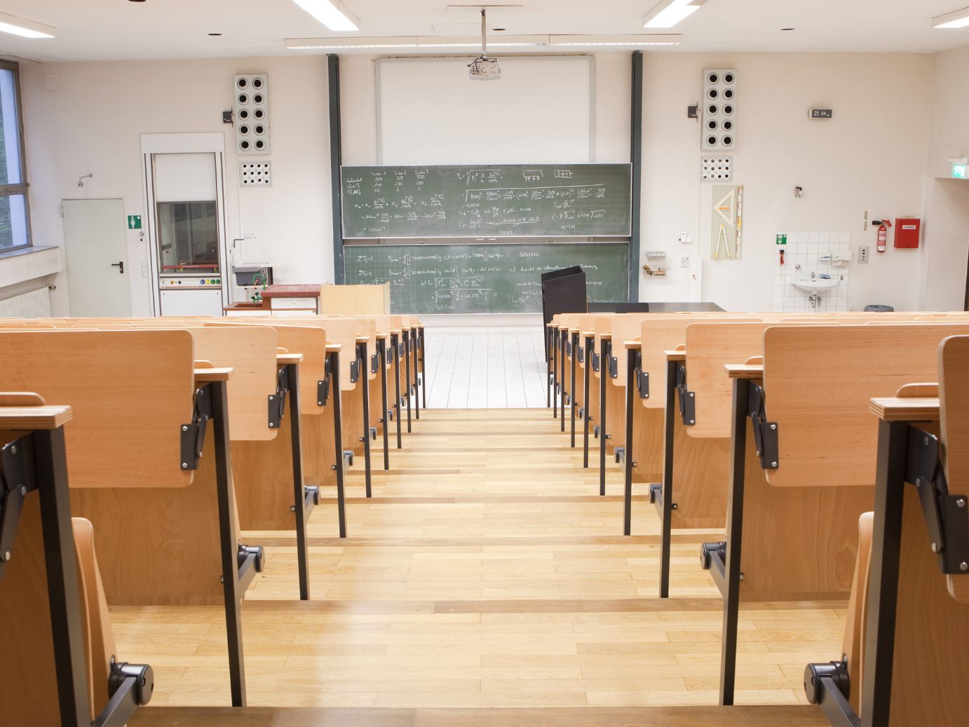 Fachhochschulen drohen finanzielle Schwierigkeiten.