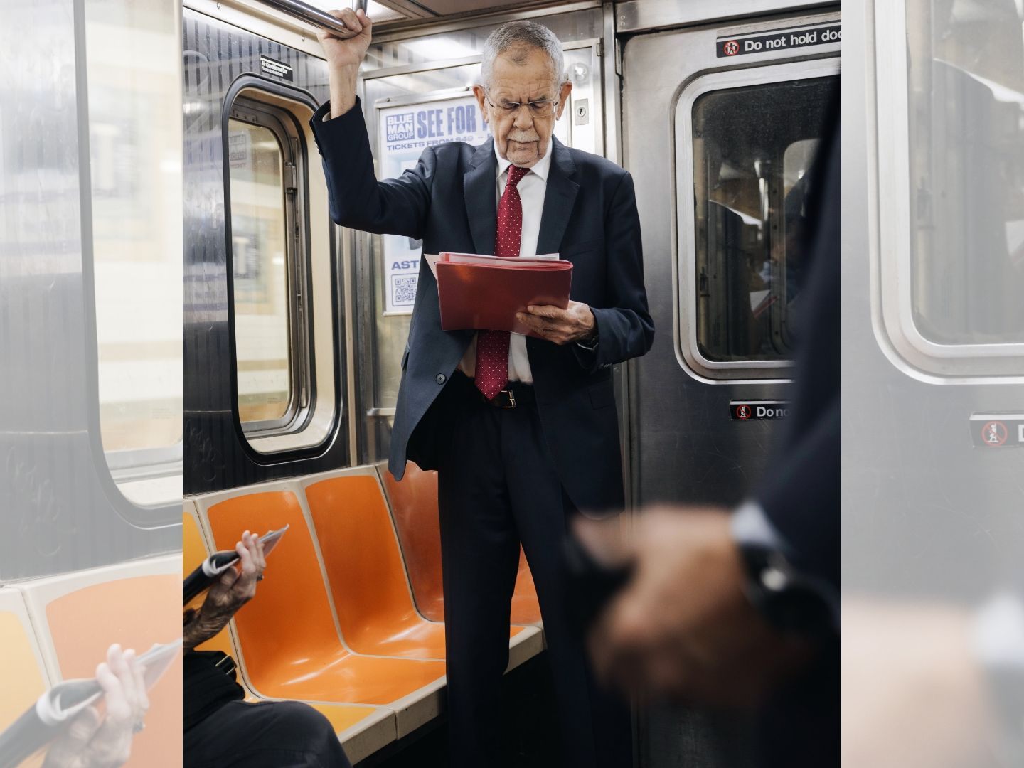 Bundespräsident Van der Bellen nutzt auch in New York die Öffis.