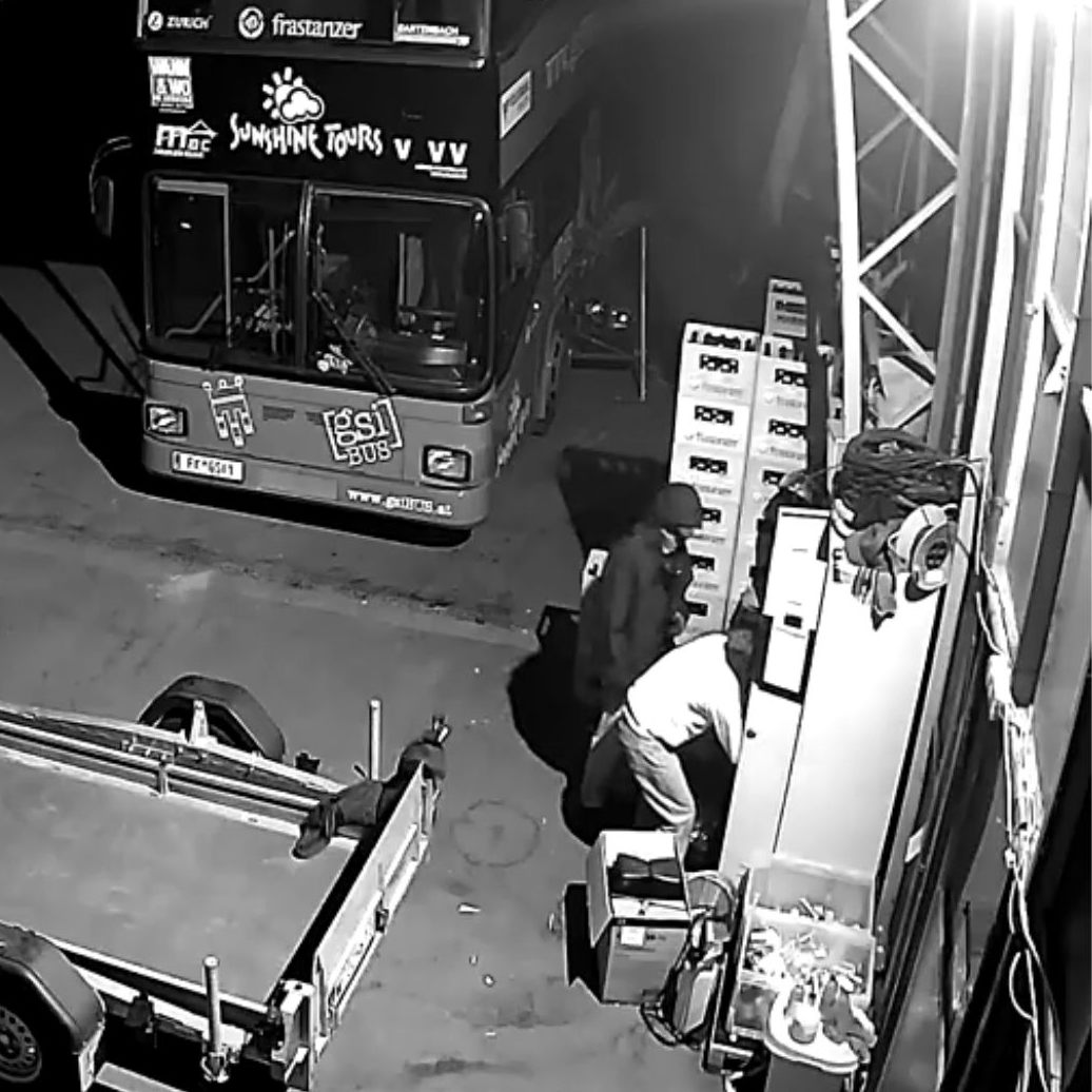 Patrick Moosmann schildert den Einbruch. Wer kennt die Täter?