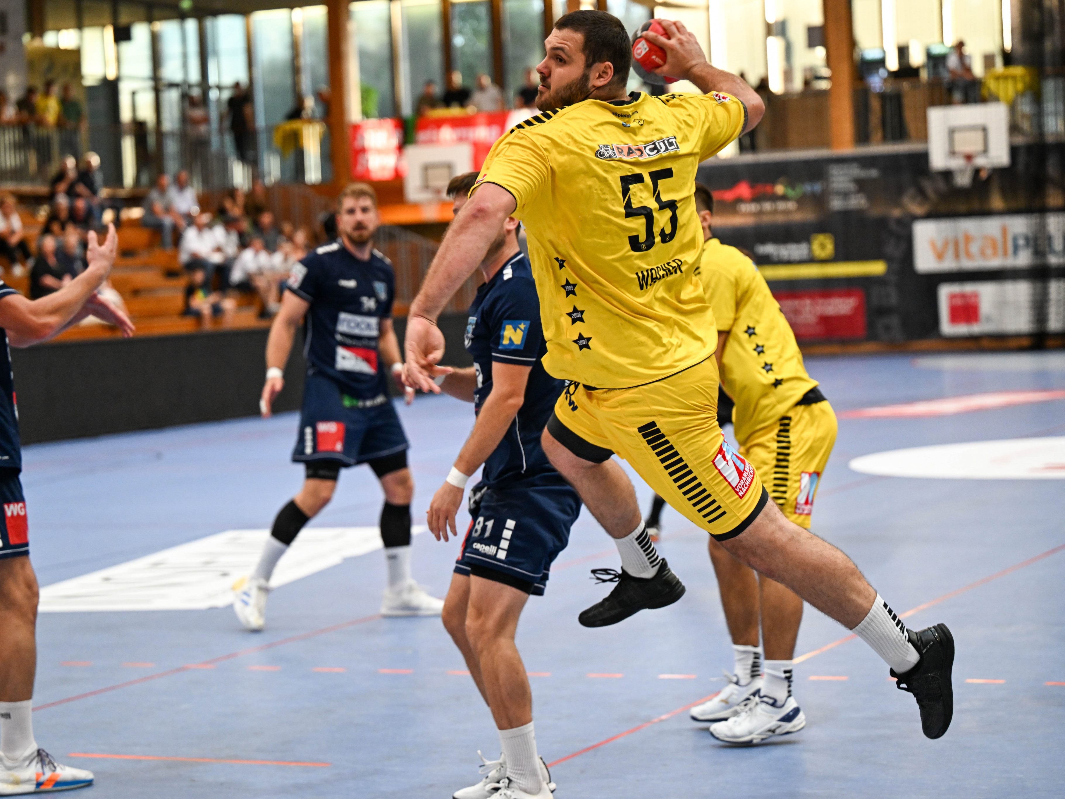 Tobias Wagner und Co. feierten gegen Vöslau am Ende einen souveränen Sieg.