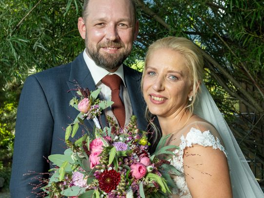 Das frisch vermählte Paar Nicole und Manuel