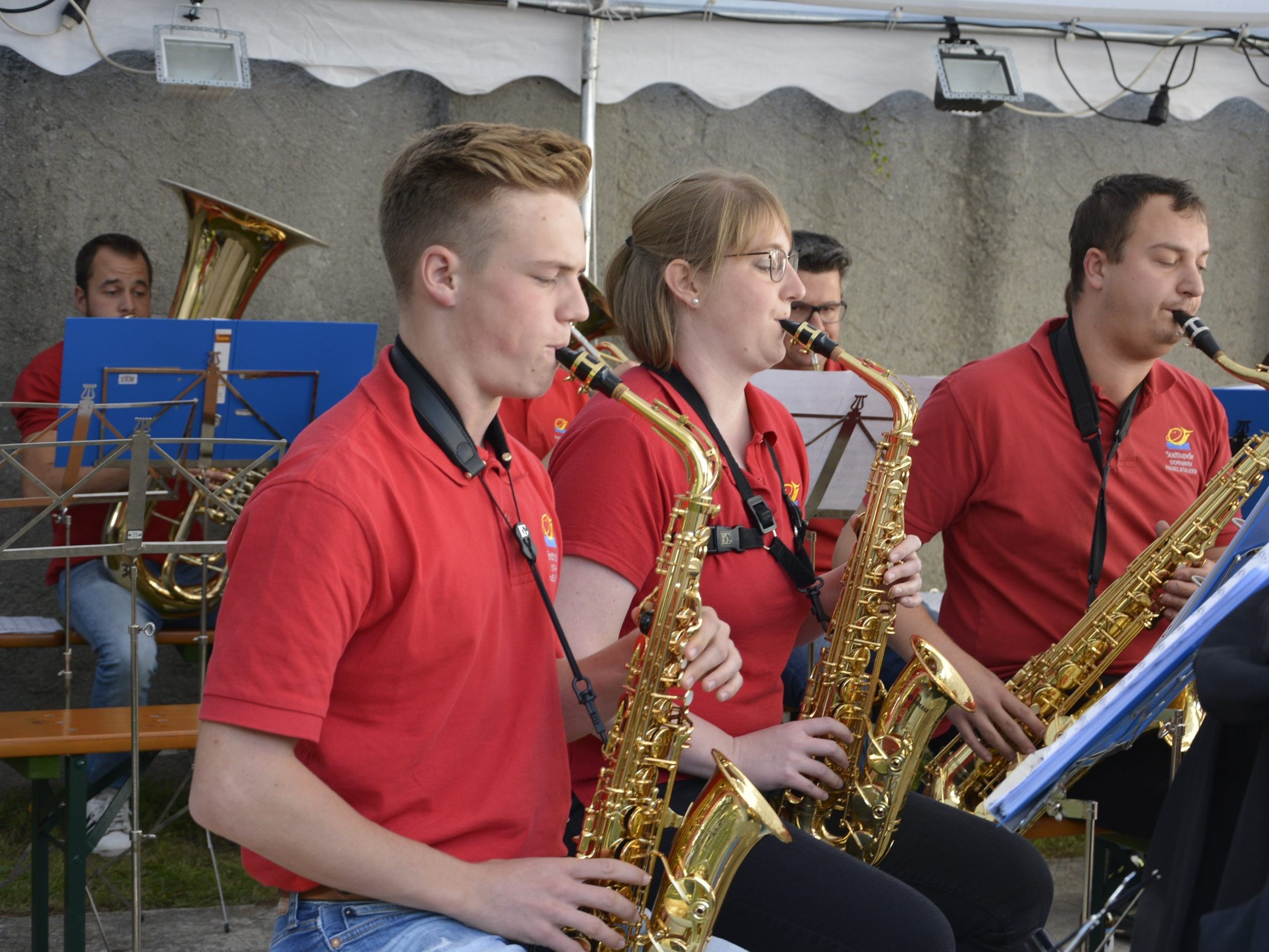 Musik und ganz viel Spaß für Jung und Alt stehen beim beliebten Familienfest im Klostergarten wieder im Mittelpunkt. Musik und ganz viel Spaß für Jung und Alt stehen beim beliebten Familienfest im Klostergarten wieder im Mittelpunkt.
