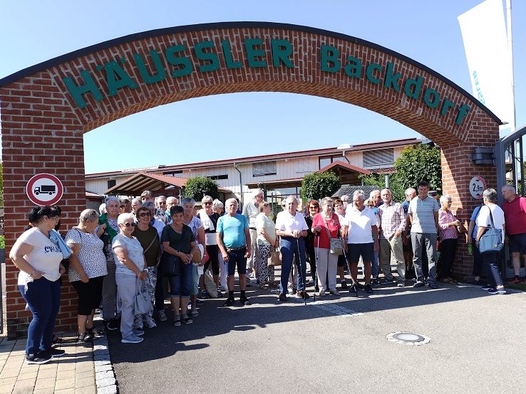 Backdorf Häussler bekommt Besuch vom PVÖ Schruns