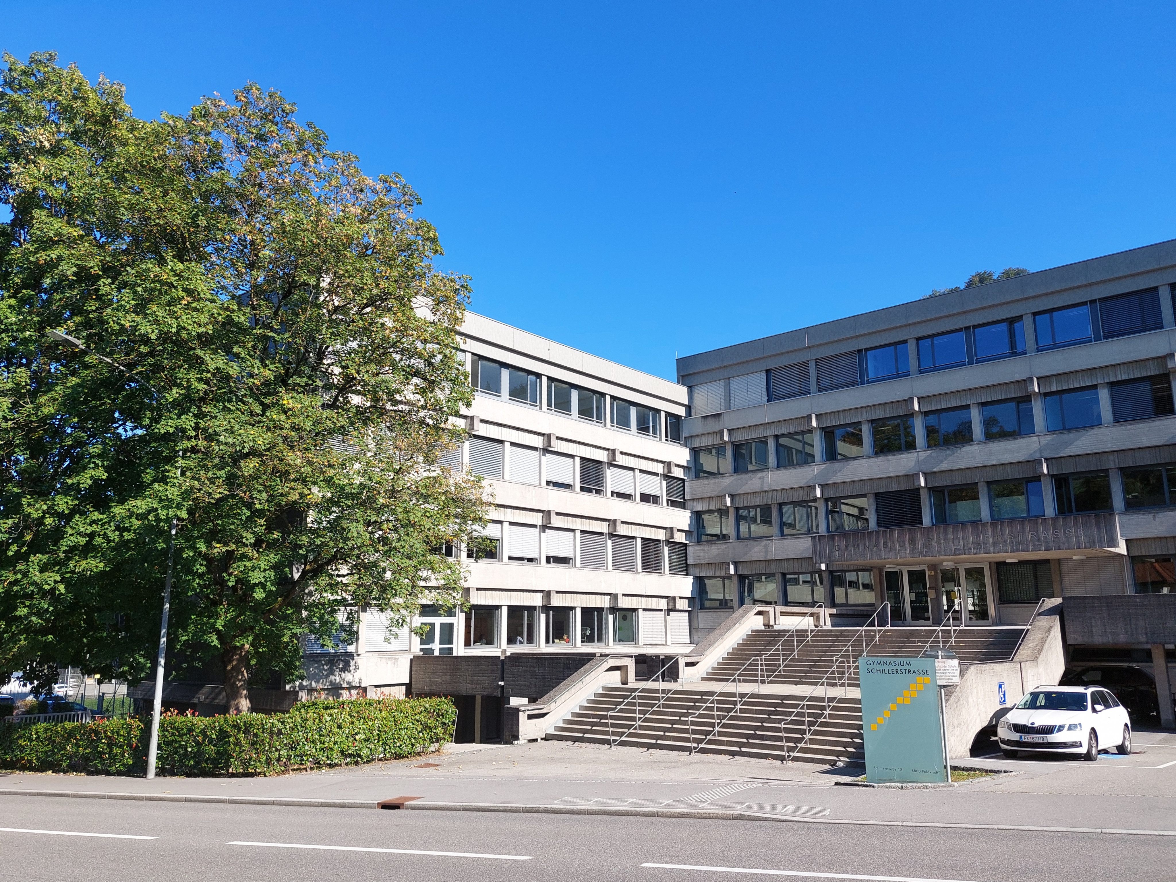 Das Gymnasium Schillerstraße Das Gymnasium Schillerstraße