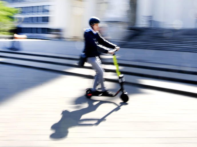 Ein E-Scooter-Fahrer raste mit 41 km/h durch Wien.