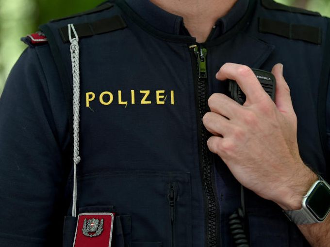 Nach dem Tod eines 32-Jährigen in Polizeigewahrsam in Niederösterreich liegt nun das Obduktions-Ergebnis vor. Nach dem Tod eines 32-Jährigen in Polizeigewahrsam in Niederösterreich liegt nun das Obduktions-Ergebnis vor.