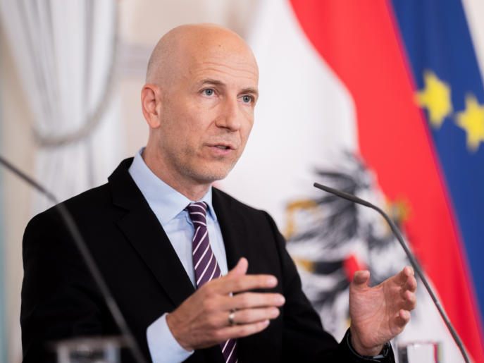 Die Regierung und die Sozialpartner einigten sich auf ein neues Kurzarbeitszeitmodell.