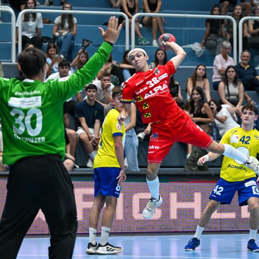 Souveräner Heimauftakt für Hard