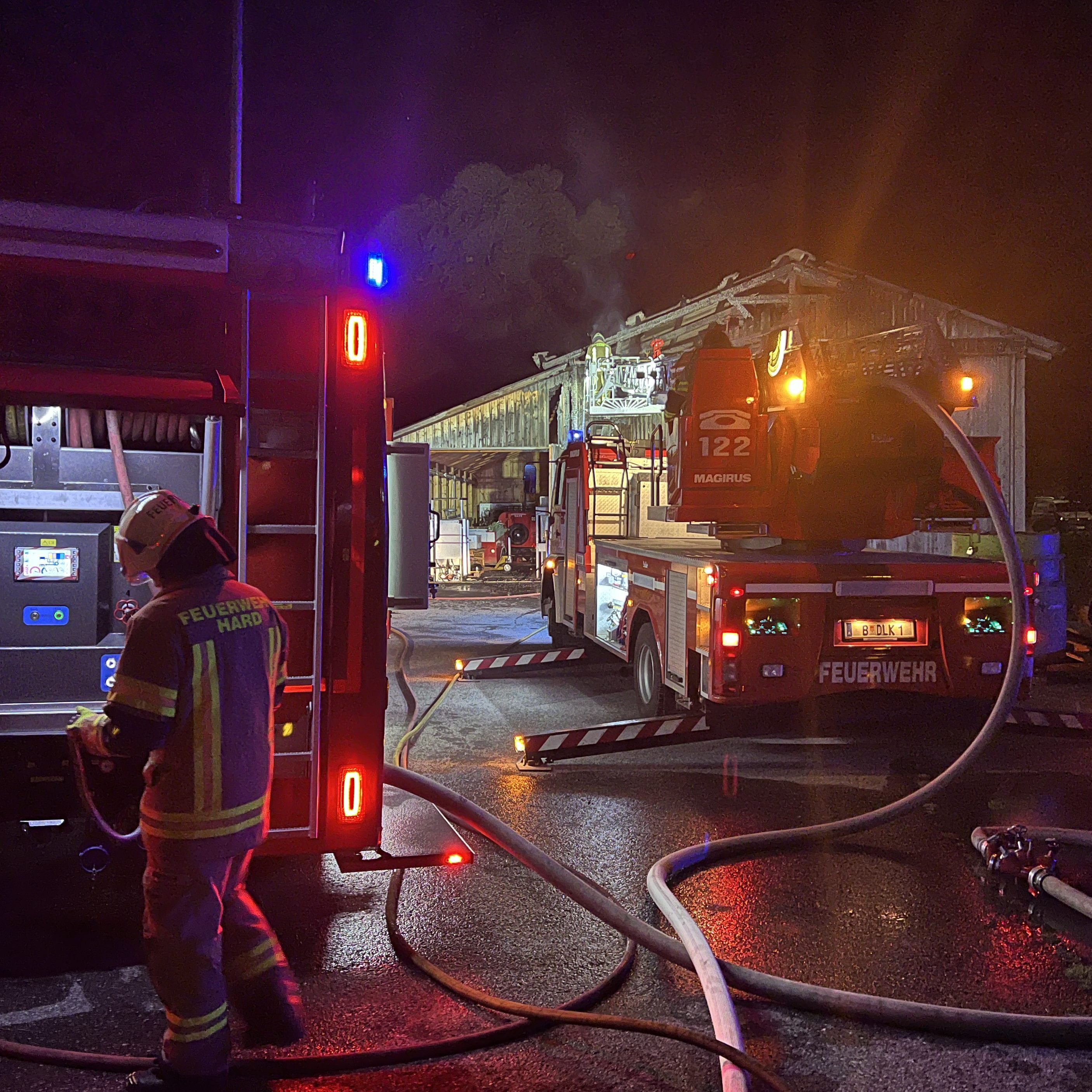 Feuerwehr Hard musste zum Bauhof der Gemeinde ausrücken.