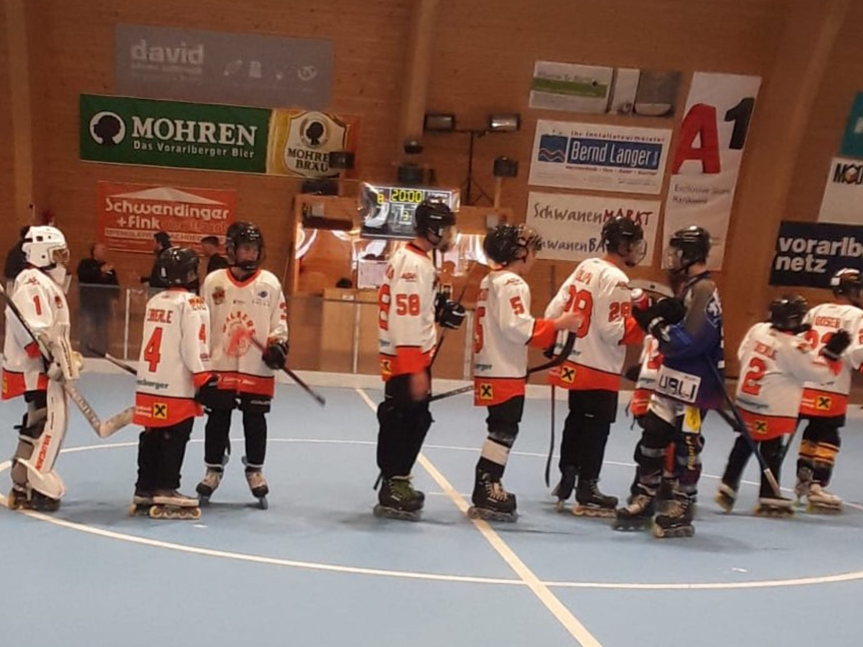 Vor den abschließenden Swiss-Finals waren das U13 und das U16-Team der Wolfurt Walkers nochmals im Heimeinsatz Vor den abschließenden Swiss-Finals waren das U13 und das U16-Team der Wolfurt Walkers nochmals im Heimeinsatz