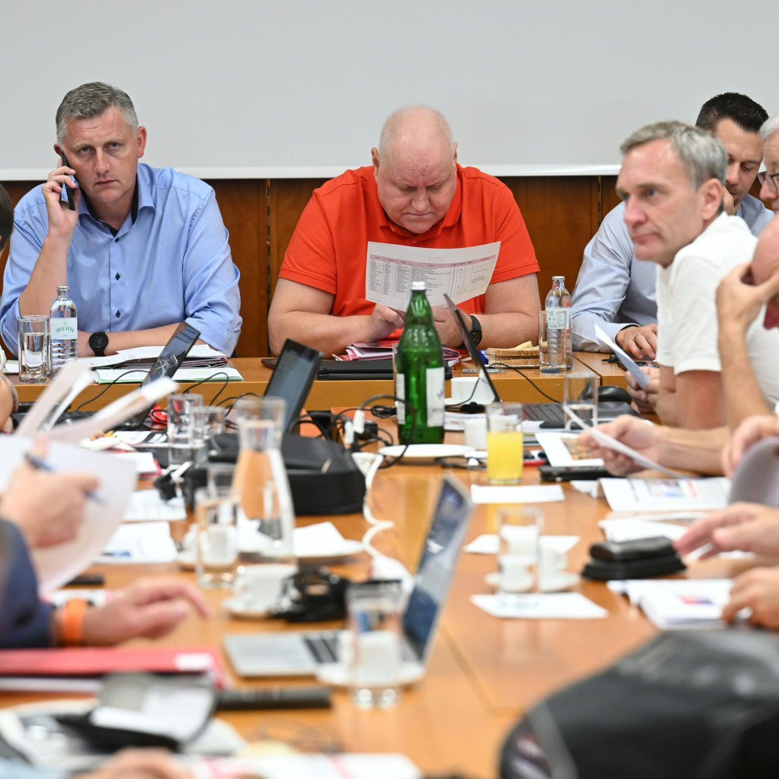 Die Verhandlungen um den Metaller-KV gehen am Montag weiter.