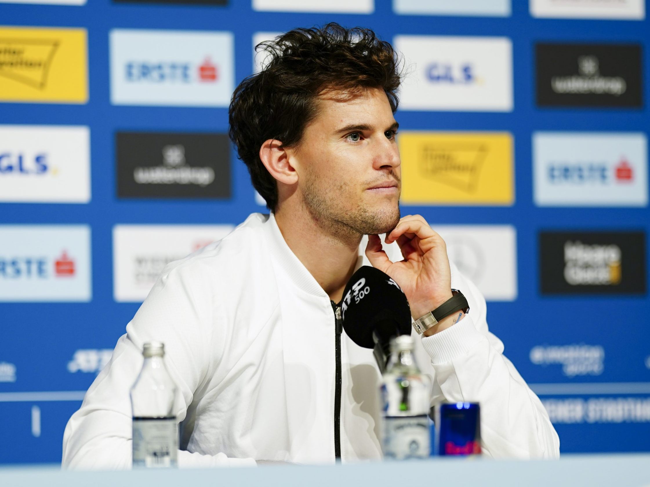 Dominic Thiem trifft in der ersten Runde auf den Griechen Stefanos Tsitipas.