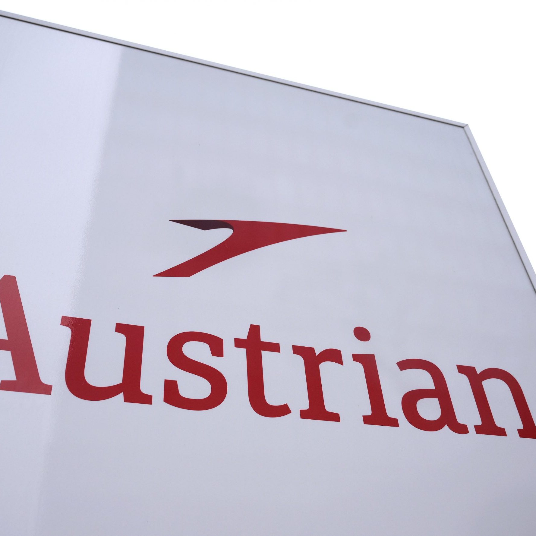 Samstagmittag Ende von Betriebsversammlung des AUA-Bordpersonals.