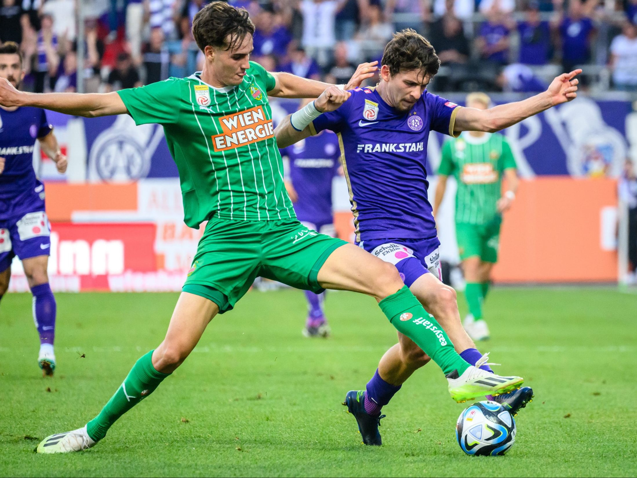 Wiener Austria spielte 0:0 gegen Rapid. Wiener Austria spielte 0:0 gegen Rapid.