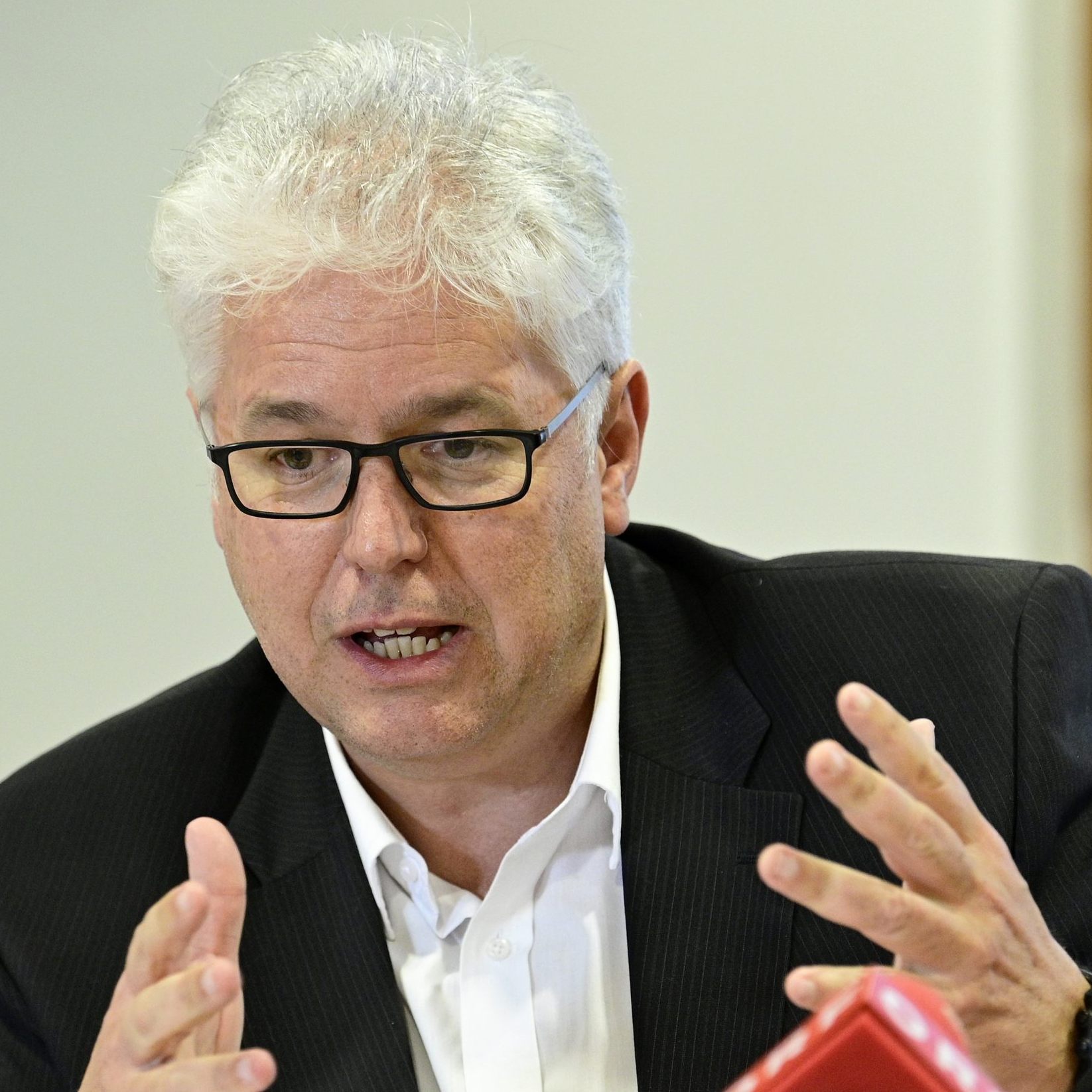 Für Andreas Huss ist die Einigung für das Gesundheitswesen zu wenig.