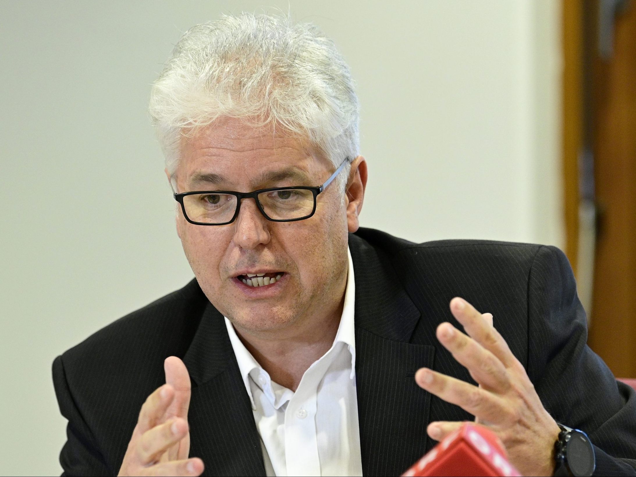 Für Andreas Huss ist die Einigung für das Gesundheitswesen zu wenig.
