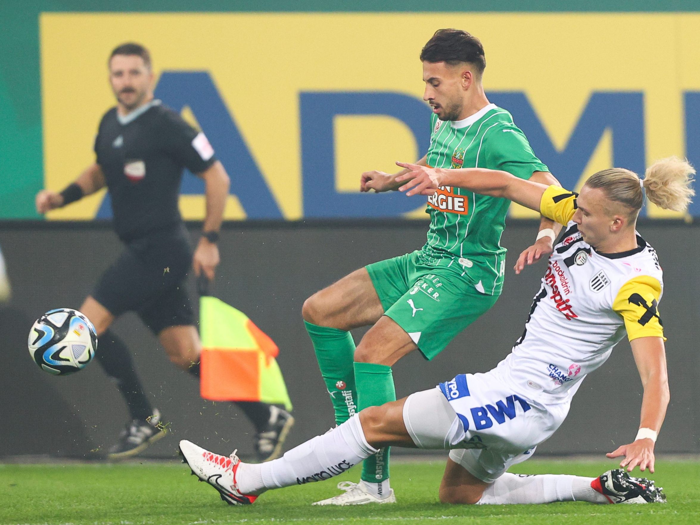 Rapid und der LASK trennten sich 3:3. Rapid und der LASK trennten sich 3:3.
