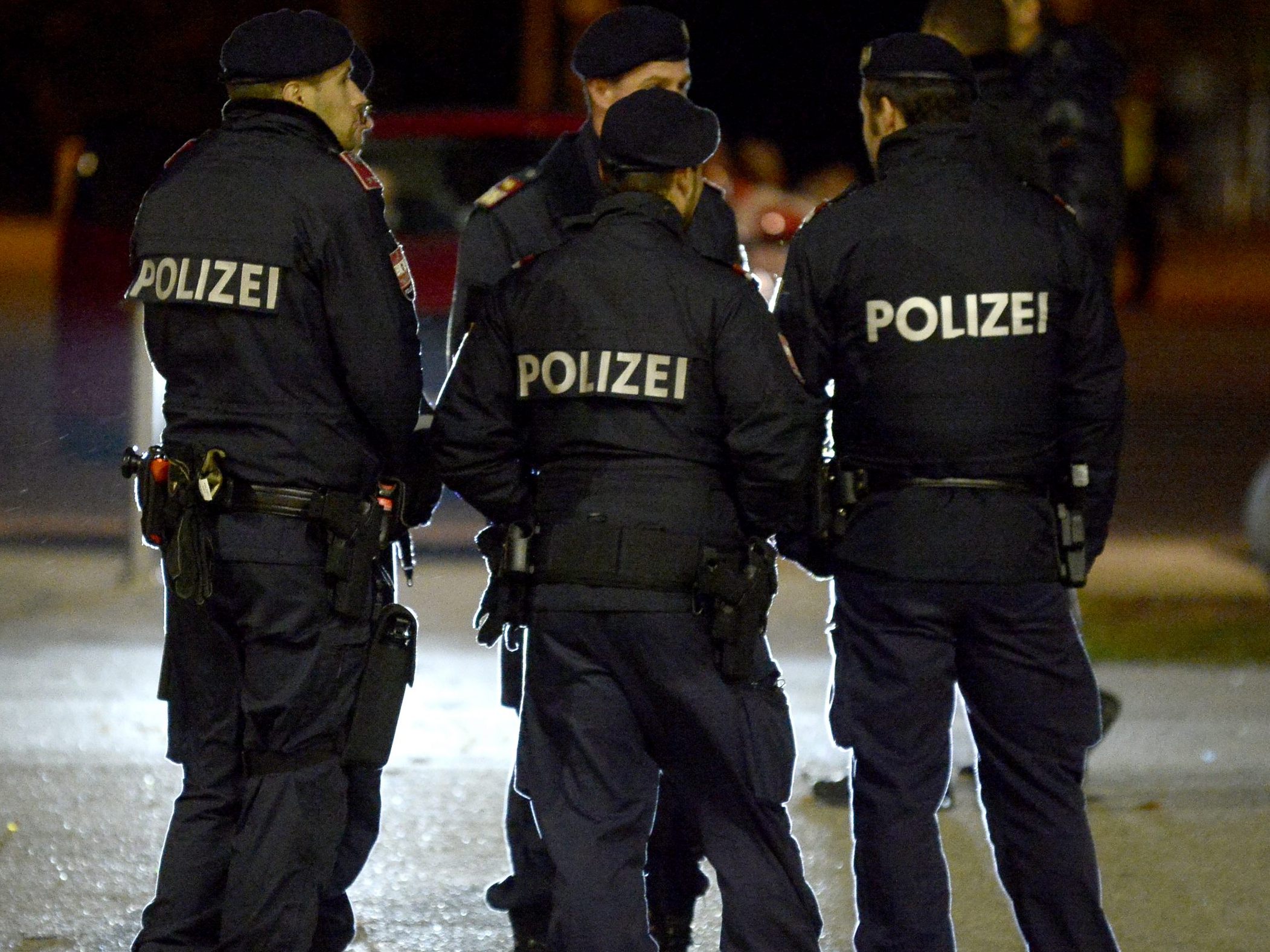 Polizei-Einsatz in einer Tullner Diskothek. Polizei-Einsatz in einer Tullner Diskothek.