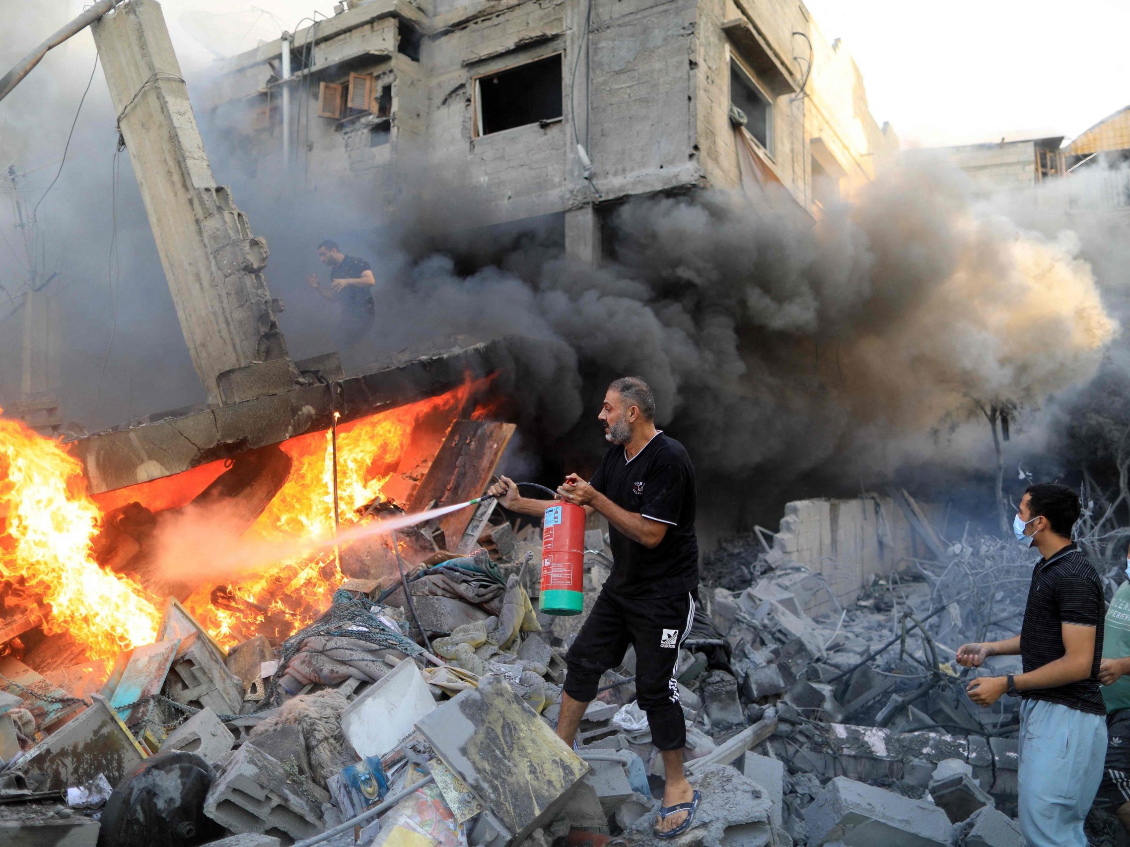 Unruhen in Israel und Gaza gehen weiter. Unruhen in Israel und Gaza gehen weiter.
