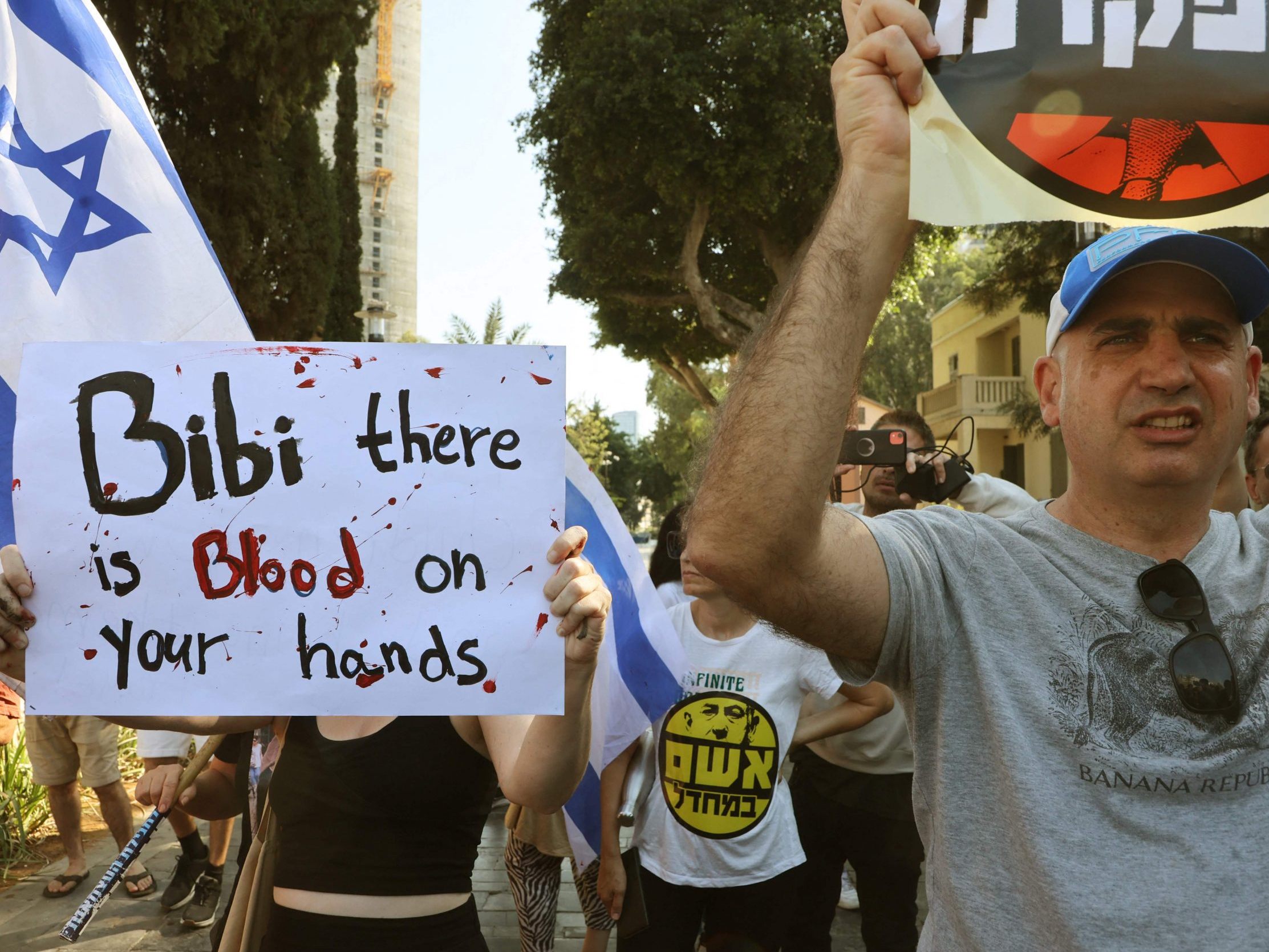 Proteste in Tel Aviv: "Diese Regierung hat auf kolossale Weise versagt, es ist unerträglich."