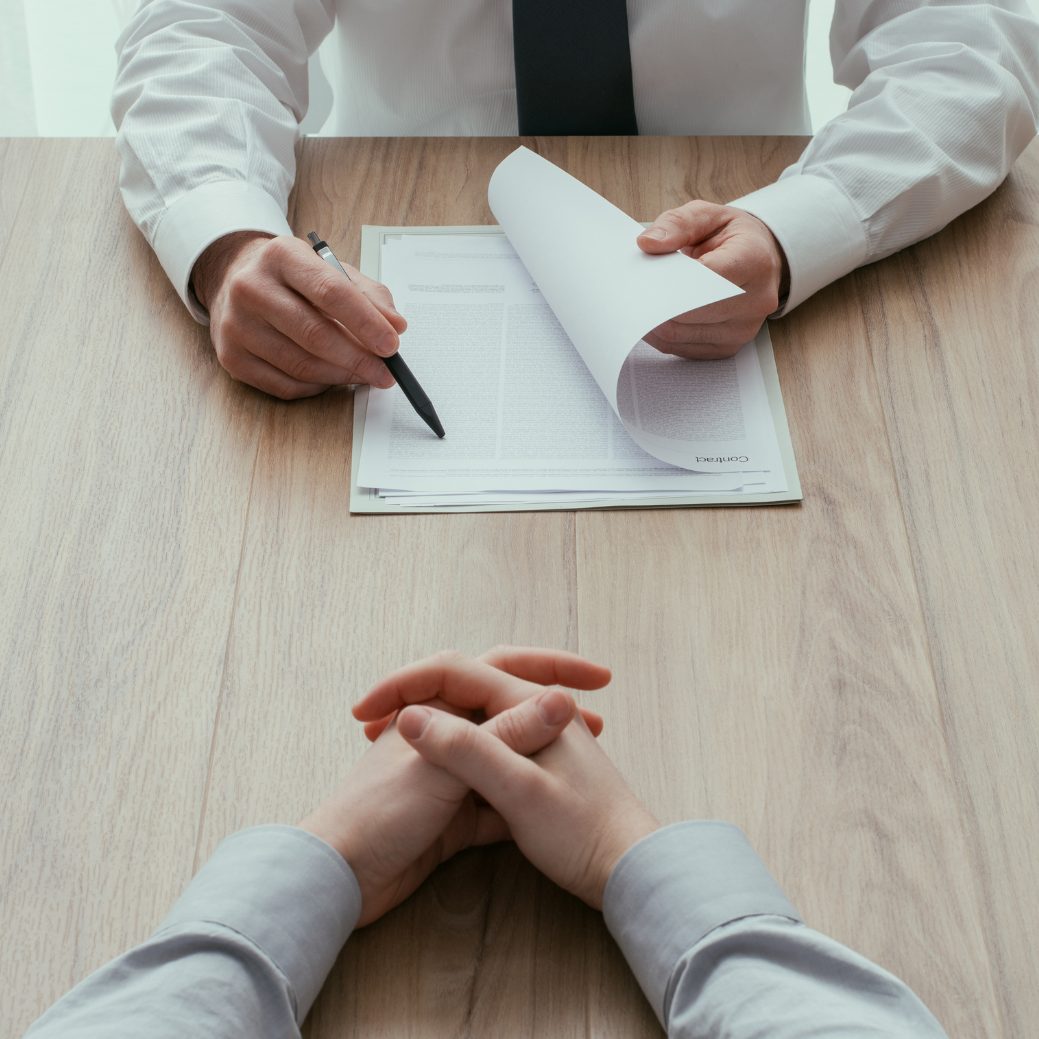 Eine AMS-Studie zeigt Ungleichbehandlung von Älteren bei Bewerbungen auf.