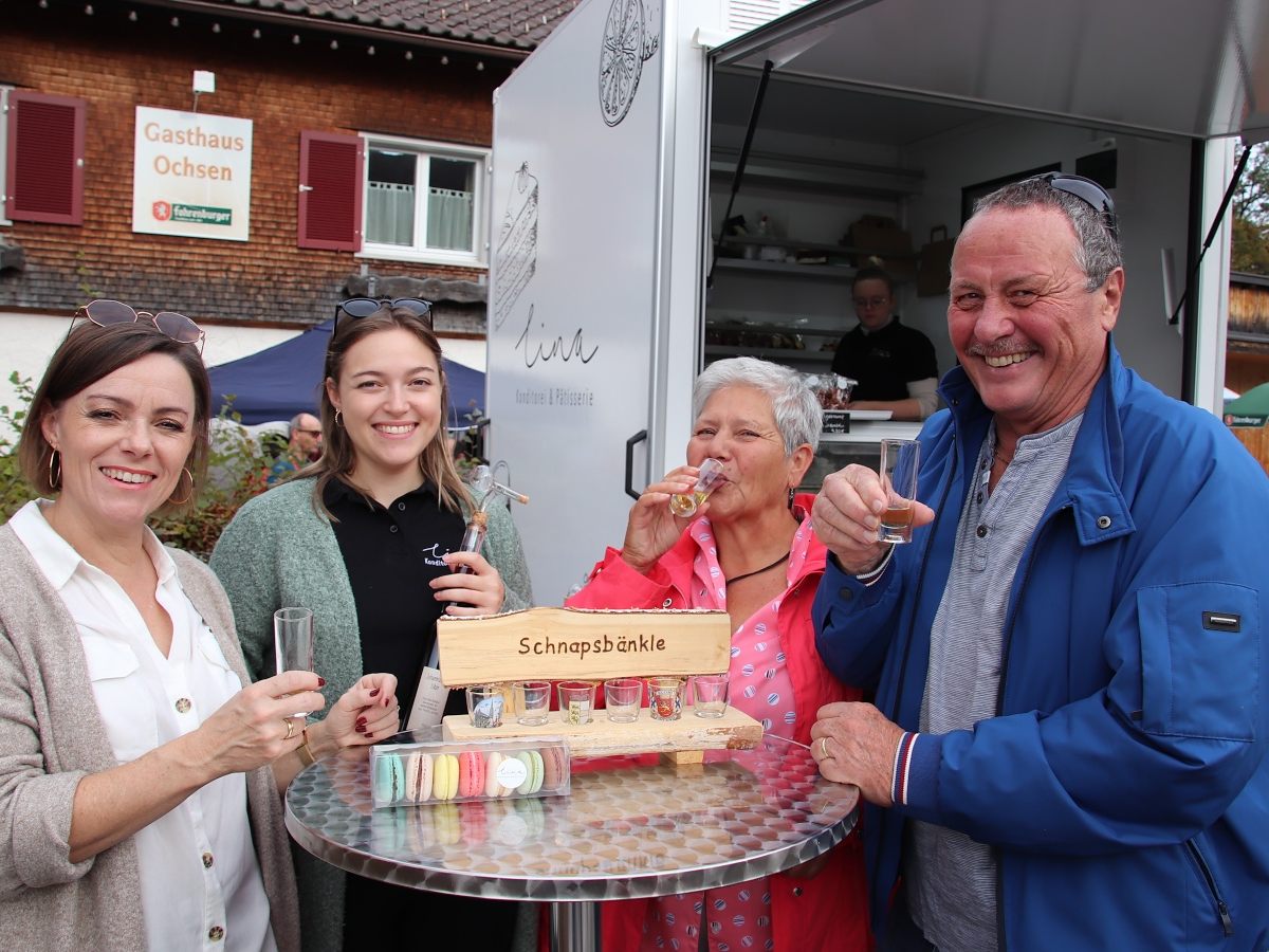 Geselligkeit an den Marktständen ist garantiert.