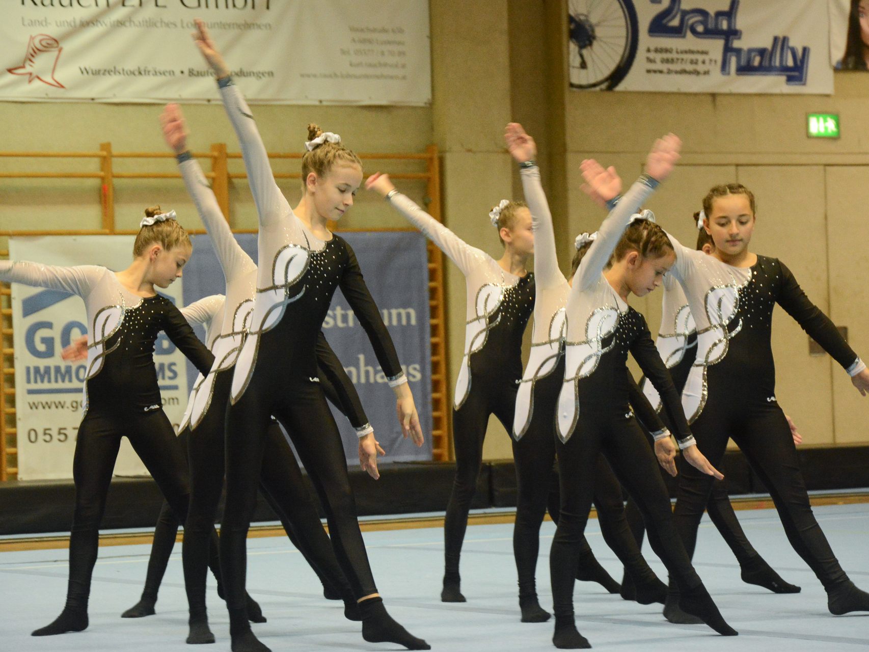 Bei der diesjährigen Landesmeisteschaft im Team-Turnen zeigten die Mannschaften,  ausgeklügelte Choreografien gepaart mit turnerischen Fähigekeiten.