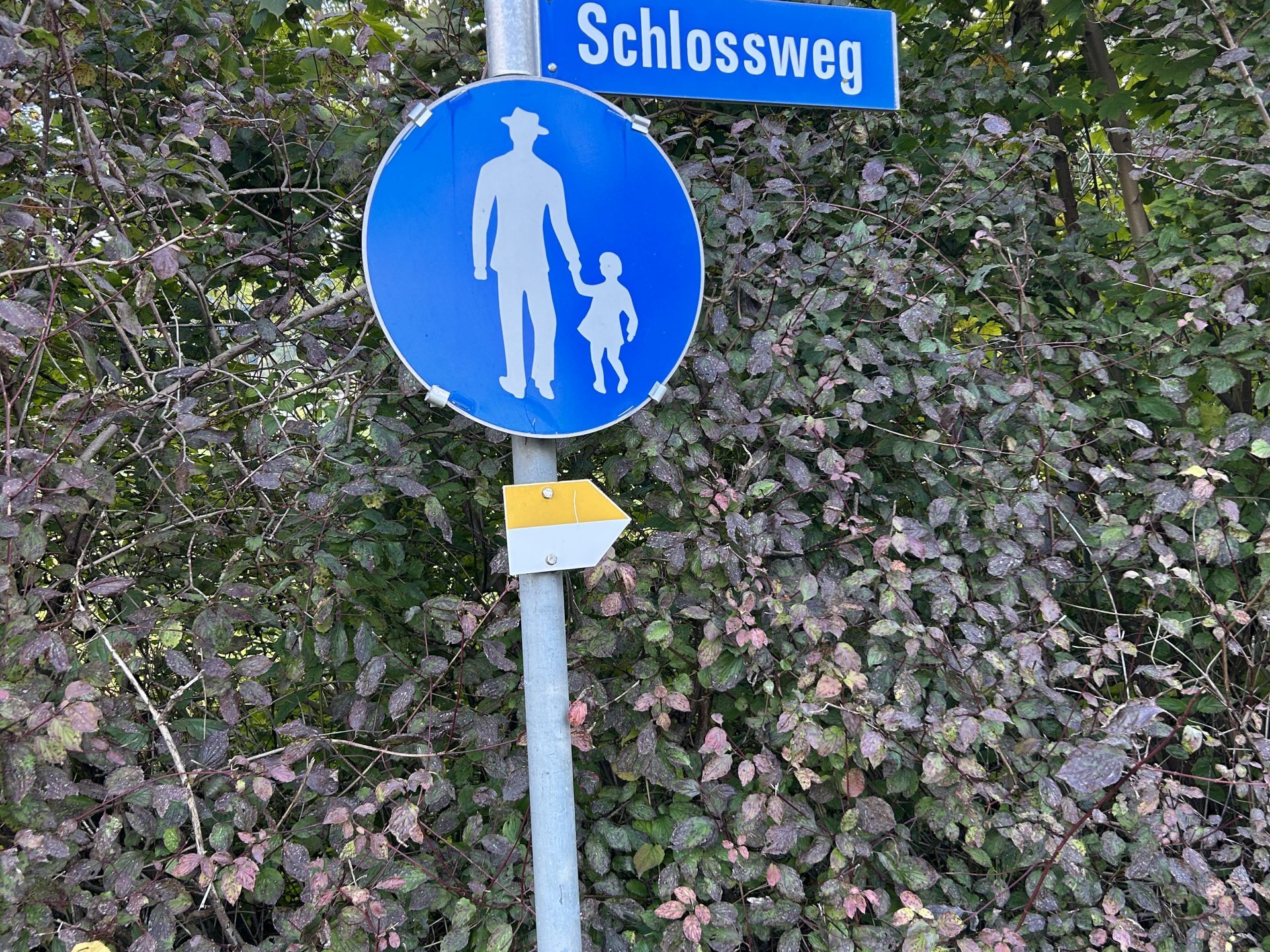 Geh.- nicht Fahrweg