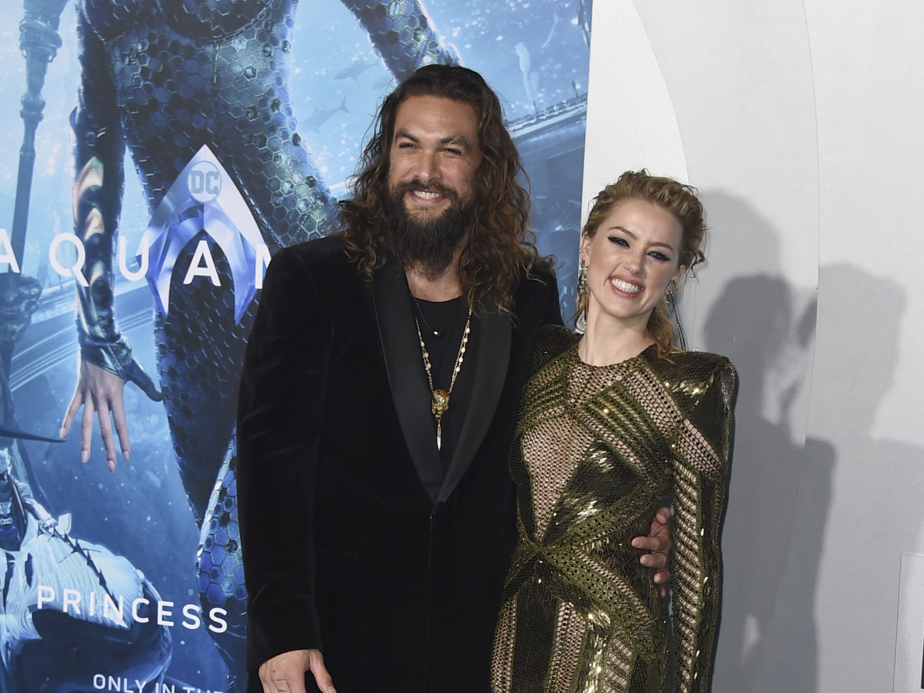 Amber Heard gab an, sich beim Dreh von "Aquamen" von Jason Momoa bedroht gefühlt zu haben. Amber Heard gab an, sich beim Dreh von "Aquamen" von Jason Momoa bedroht gefühlt zu haben.