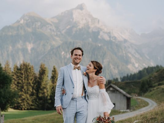 Das frisch vermählte Hochzeitspaar Marina und Andreas