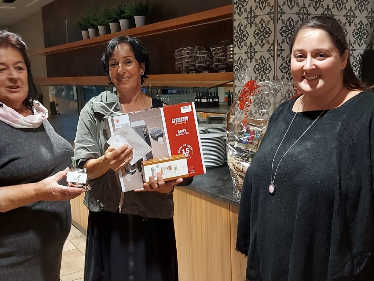 Die drei glücklichen Gewinnerinnen beim PVÖ Preisjassen