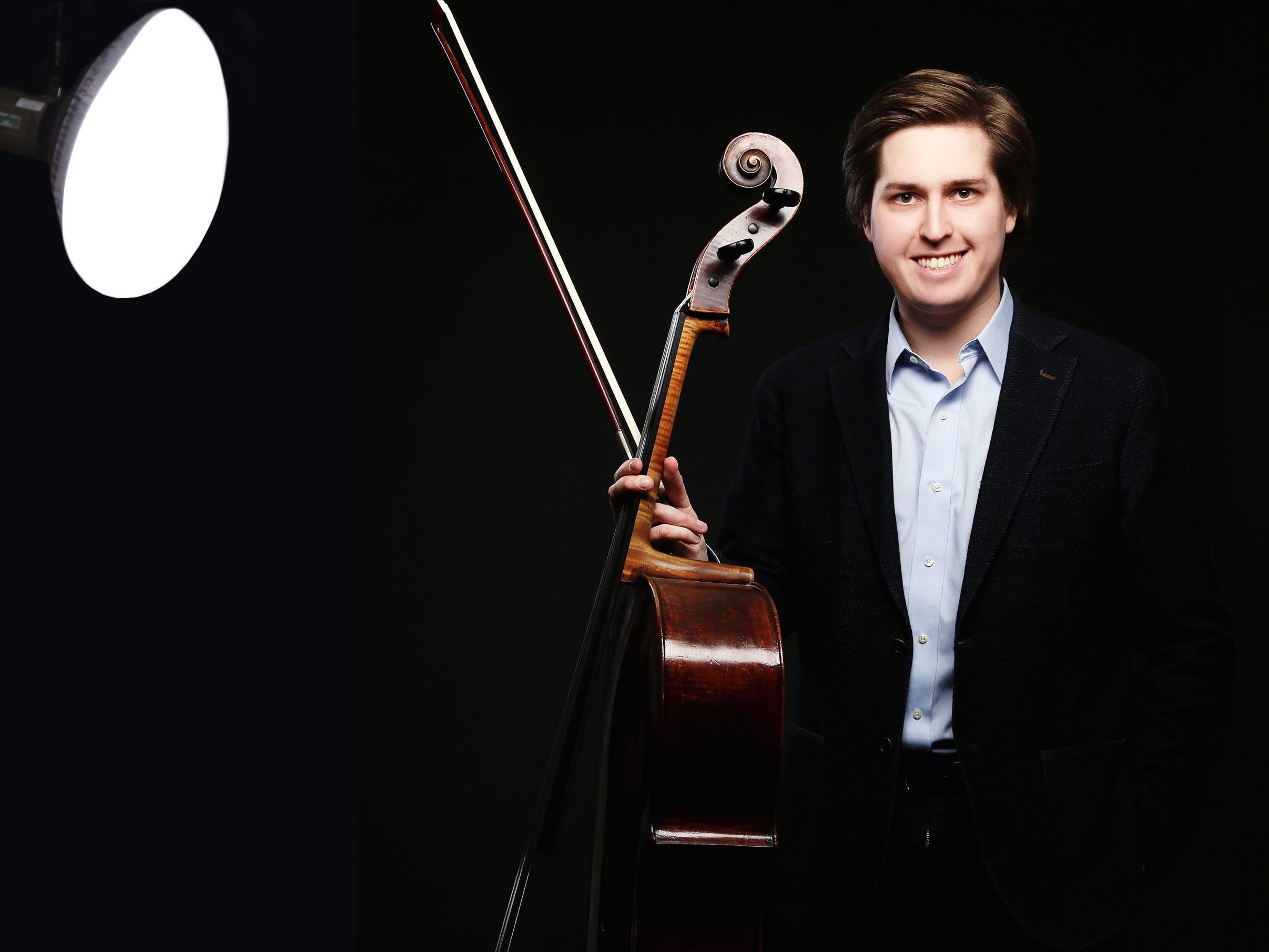 Der russische Cellist Alexey Stadler tritt als Solist beispielsweise mit dem BBC National Orchestra of Wales, den Münchner Symphonikern und dem Royal Liverpool Philharmonic Orchestra auf.