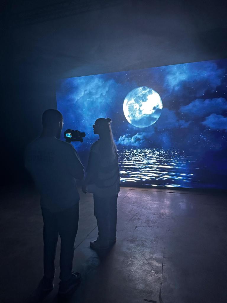 Jana Milenkovic bei den Aufnahmen für das Musikvideo in Wien. 