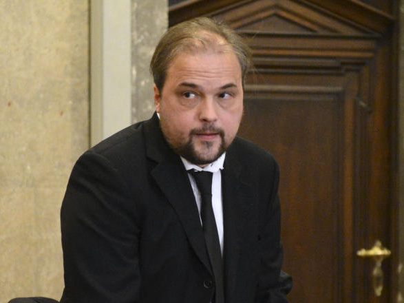 Als Einzelrichter beim Kurz-Prozess fungiert Staatsanwalt Michael Radasztics. Als Einzelrichter beim Kurz-Prozess fungiert Staatsanwalt Michael Radasztics.