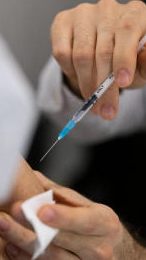 Der wiener Pharmakologe Markus Zeitlinger freute sich, dass zwei mRNA-Forscher mit dem Medizin-Nobelpreis ausgezeichnet werden.