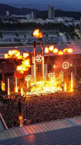 Rammstein feiern ihr 30-jähriges Bestehen 2024 mit einer Stadiontournee durch Europa.