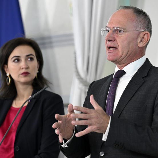 Die Regierung präsentierte am Mittwoch nach dem Ministerrat ihre Strategie gegen Korruption.