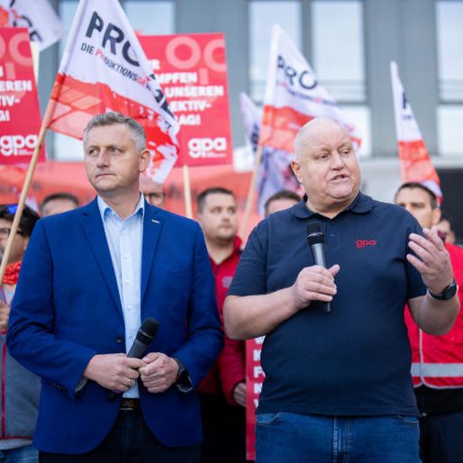 Am Donnerstag fanden in St. Pölten und Klagenfurt Betriebsrätekonferenzen der Metaller im Rahmen der KV-Verhandlungen statt.