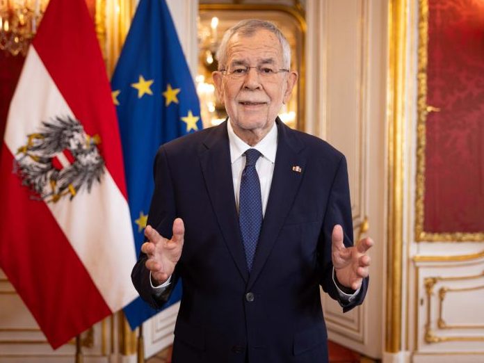 Das war die TV-Ansprache von Bundespräsident Alexander Van der Bellen zum Nationalfeiertag 2023. Das war die TV-Ansprache von Bundespräsident Alexander Van der Bellen zum Nationalfeiertag 2023.