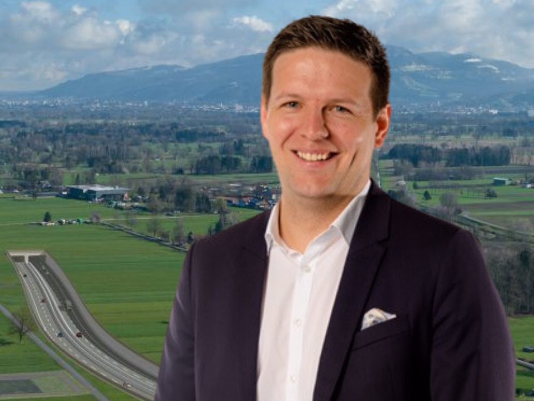 Bürgermeister Kurt Fischer wird von der Lustenauer SPÖ (im Bild Philipp Kreinbucher) kritisiert.